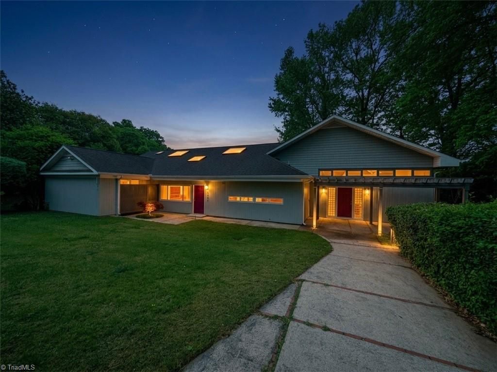 Photo of 1844 Pennrose Drive, Reidsville, NC 27320 (MLS # 1218119)