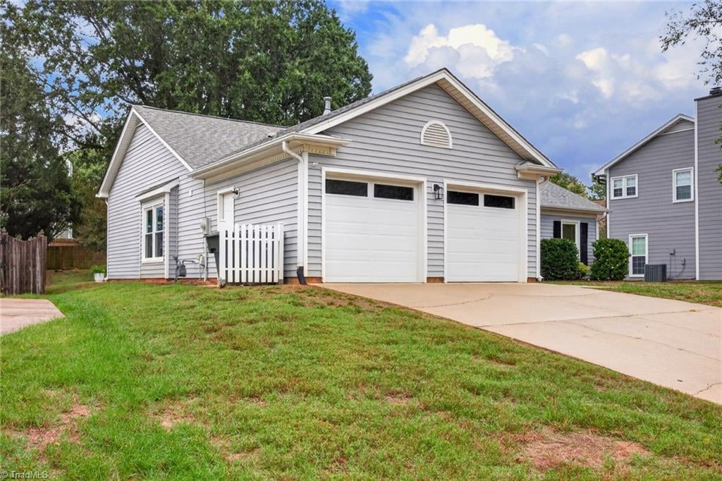 Photo of 4709 White Horse Drive, Greensboro, NC 27410 (MLS # 1236549)