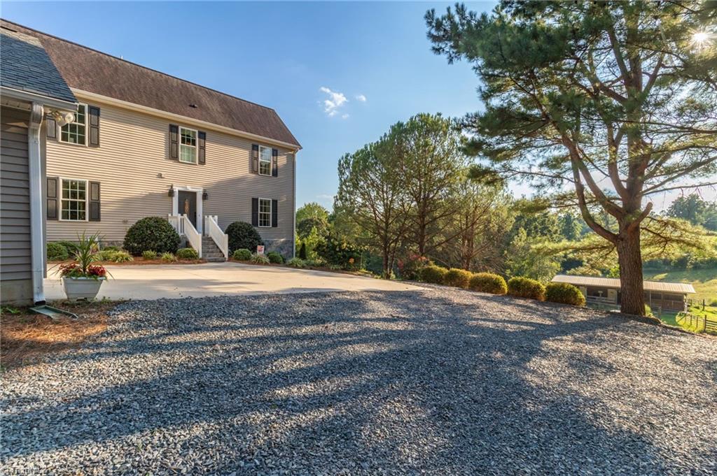 Photo of 8655 Warner Road, Kernersville, NC 27284 (MLS # 1234151)