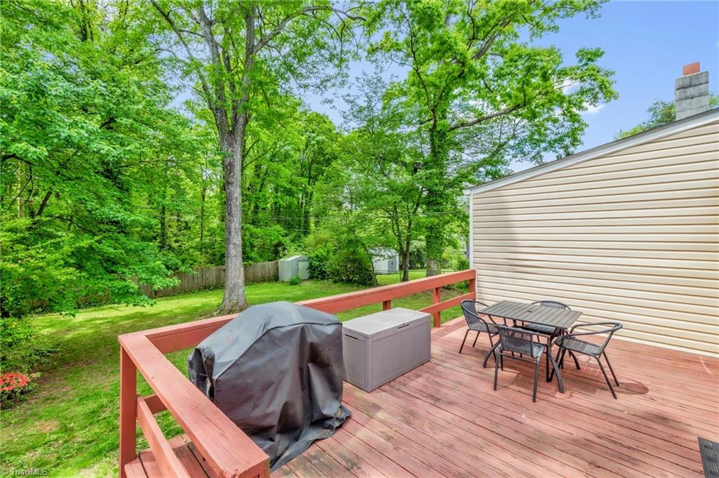2725 Shady Lawn Drive, Greensboro, North Carolina image 22