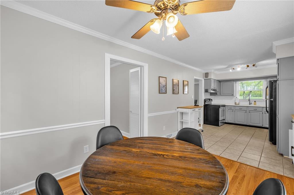 2725 Shady Lawn Drive, Greensboro, North Carolina image 15