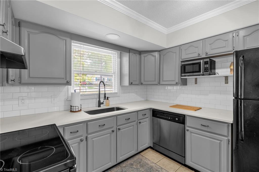 2725 Shady Lawn Drive, Greensboro, North Carolina image 11
