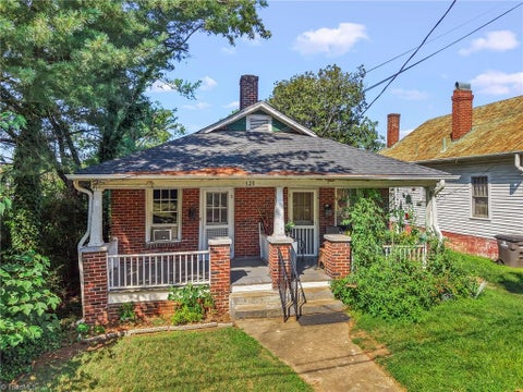 Multifamily For Sale - 118 & 120 S Poplar Street<br/> Winston-Salem, NC 27101