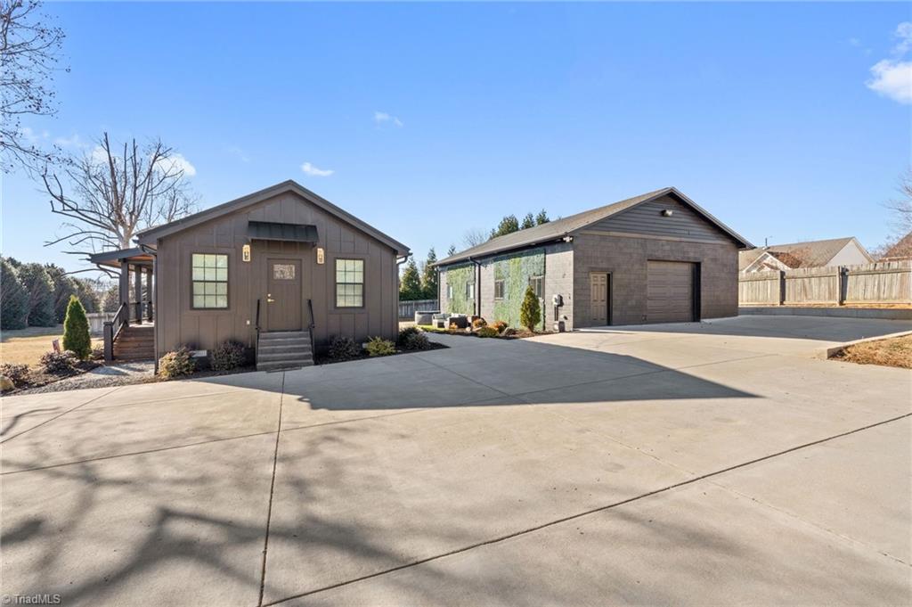 4627 Kernersville Road