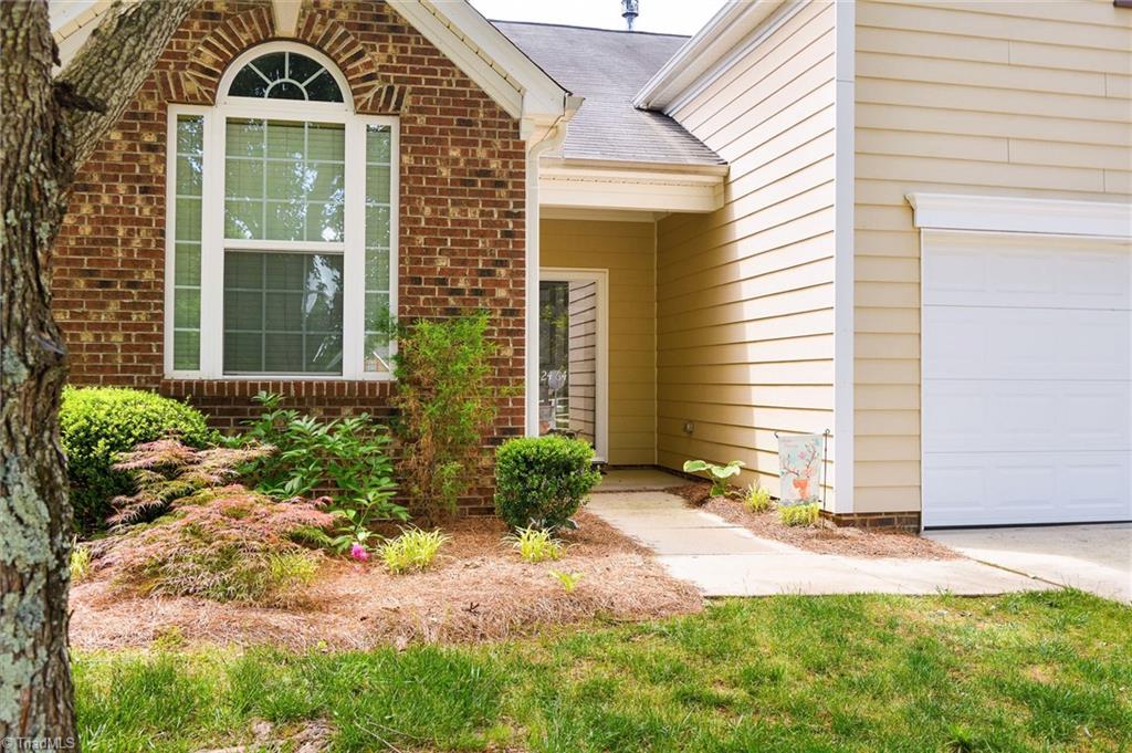 2464 Birch View Drive, High Point, North Carolina image 3