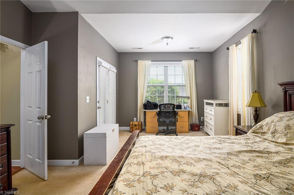 2464 Birch View Drive, High Point, North Carolina image 13