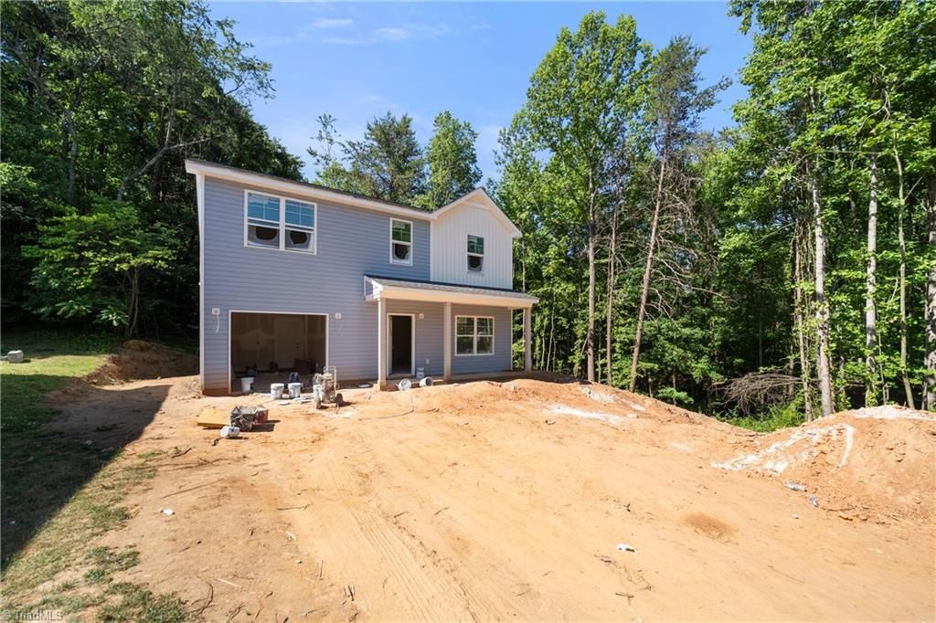 Photo of 3724 Signet Drive, Winston-Salem, NC 27101 (MLS # 1218644)