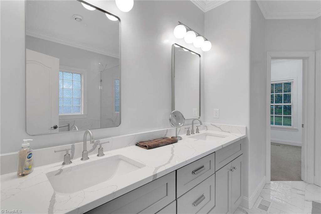 7101 Greystone Village Court, Clemmons, North Carolina image 18