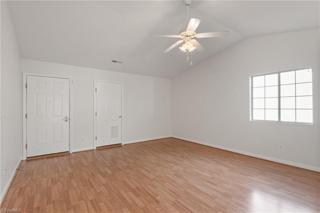 Winston-Salem, North Carolina 27103, United States, 3 Bedrooms Bedrooms, ,2 BathroomsBathrooms,Residential,Active,254657