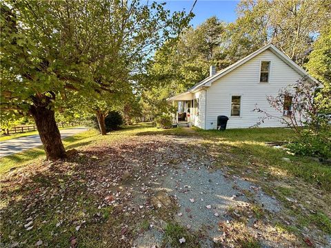 A home in Pilot Mountain