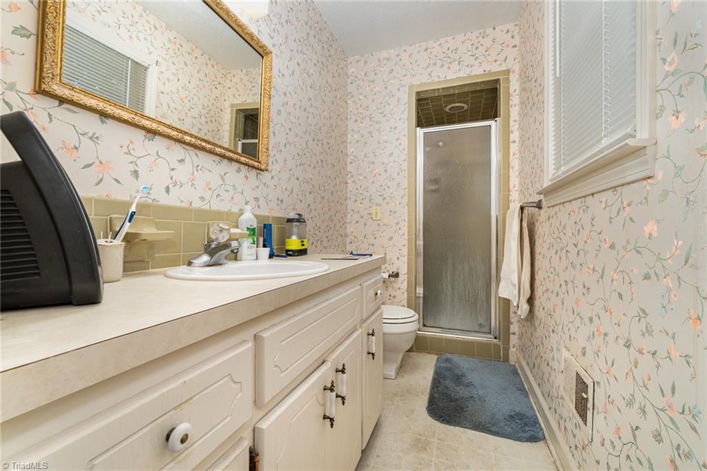 515 Holmes Drive, Rural Hall, North Carolina image 18