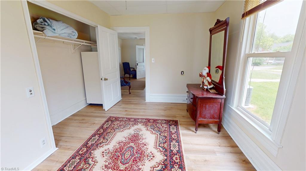 329 Pender Street, Mount Airy, North Carolina image 22