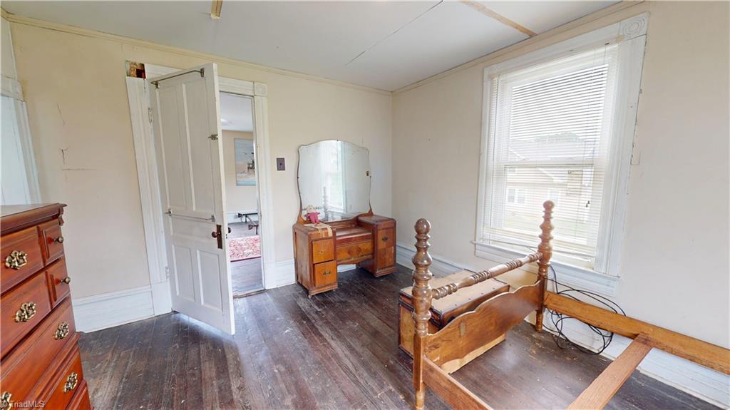329 Pender Street, Mount Airy, North Carolina image 26