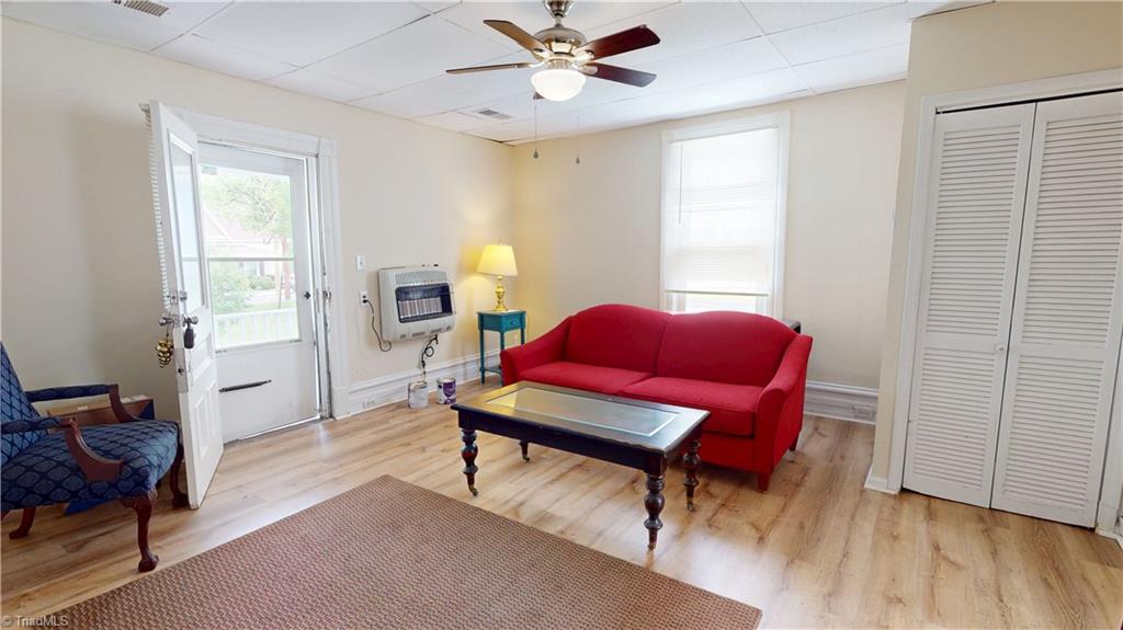 329 Pender Street, Mount Airy, North Carolina image 19