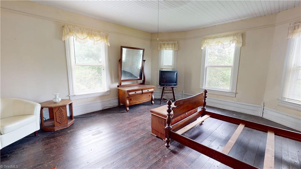 329 Pender Street, Mount Airy, North Carolina image 36