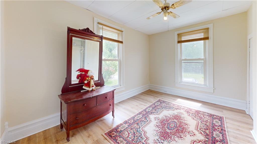 329 Pender Street, Mount Airy, North Carolina image 43