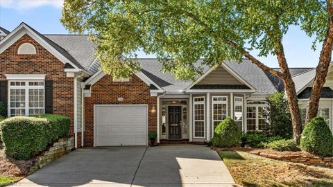 Townhouse For Sale - 4709 Towne Ridge Drive<br/> Greensboro, NC 27455