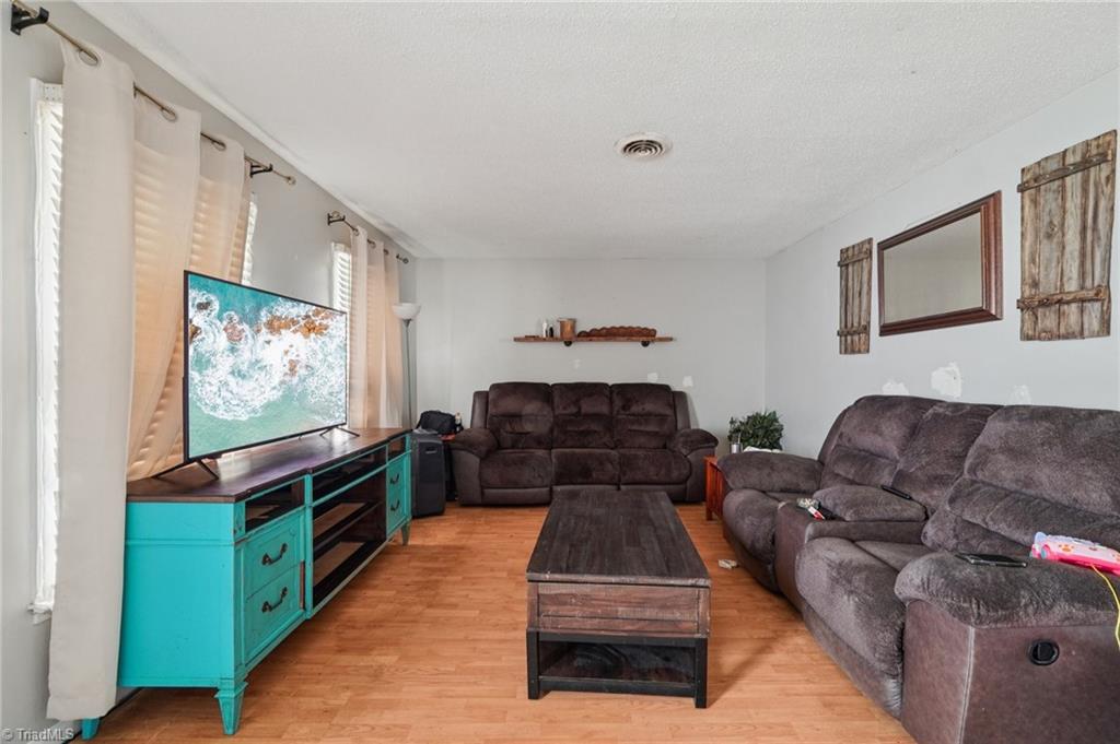 5519 Windemere Circle