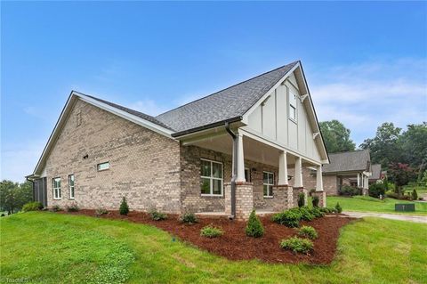 A home in Kernersville