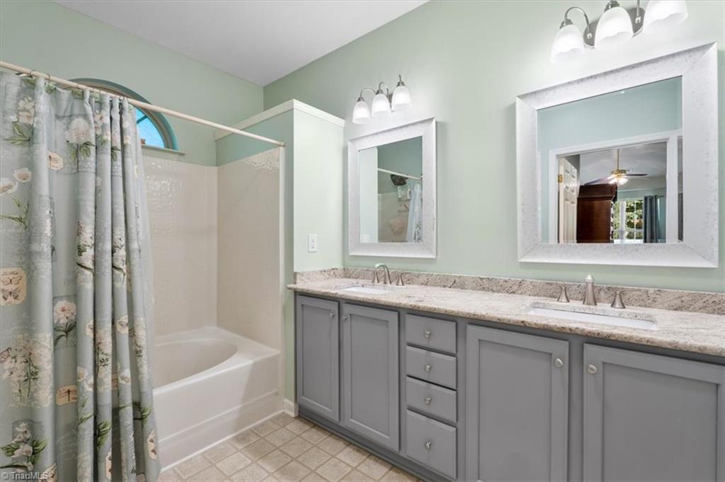 3702 Belfry Court, Greensboro, North Carolina image 5