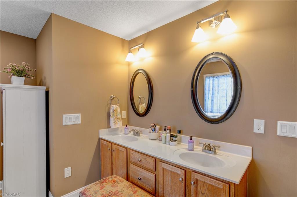 1110 Archer Farm Drive, Salisbury, North Carolina image 33