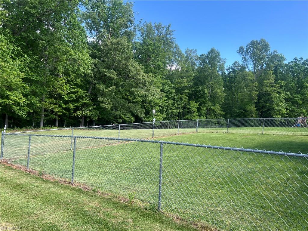 192 Page Farm Road, Mount Airy, North Carolina image 4