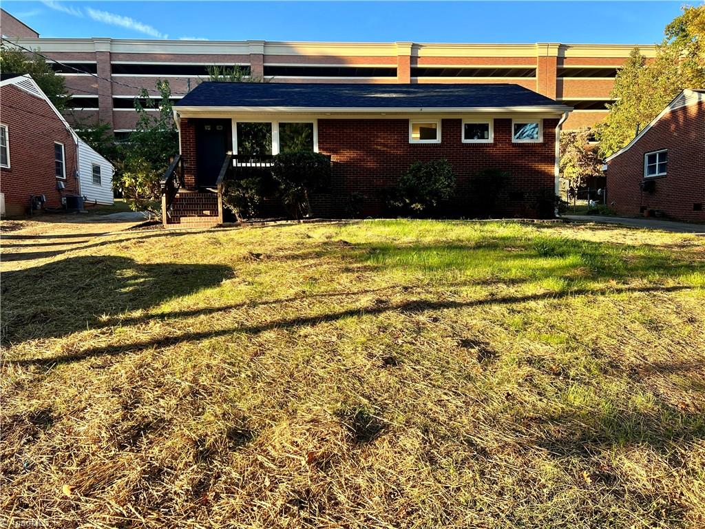 837 Willow Place