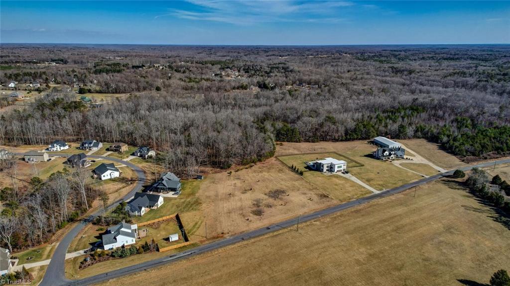 7496 Strader Road, Summerfield, North Carolina image 9