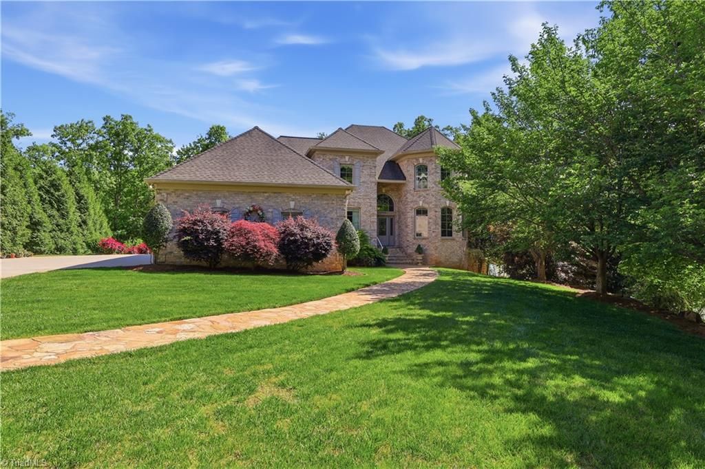 Photo of 189 Harbor Drive W, Lexington, NC 27292 (MLS # 1216628)