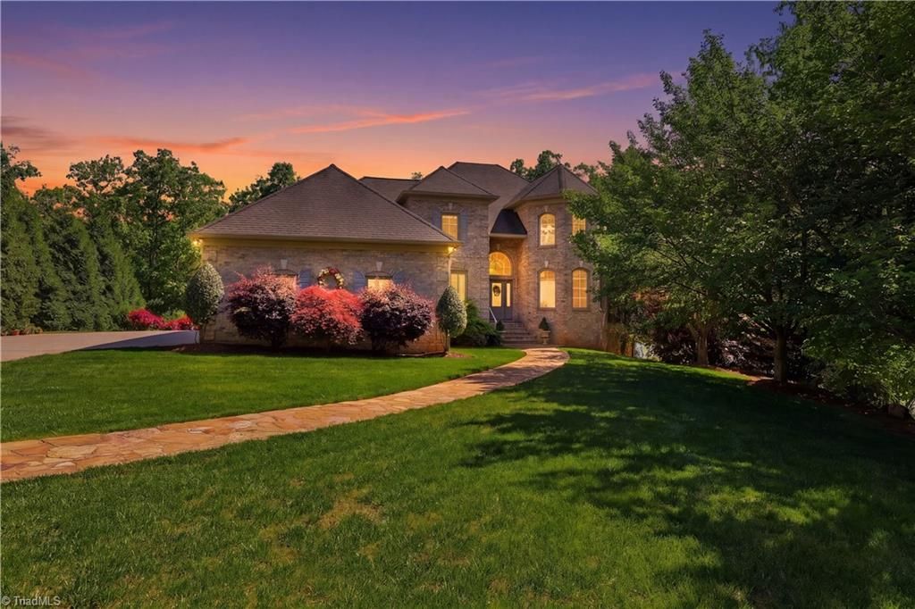 Photo of 189 Harbor Drive W, Lexington, NC 27292 (MLS # 1216628)