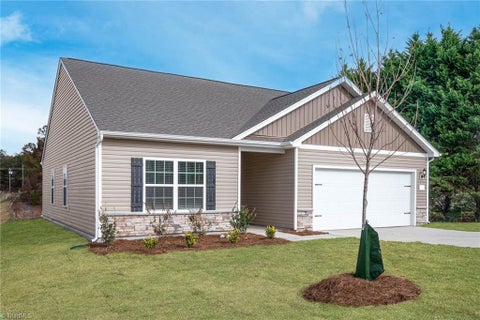 Homes For Sale - 221 Macintosh Drive<br/> King, NC 27021