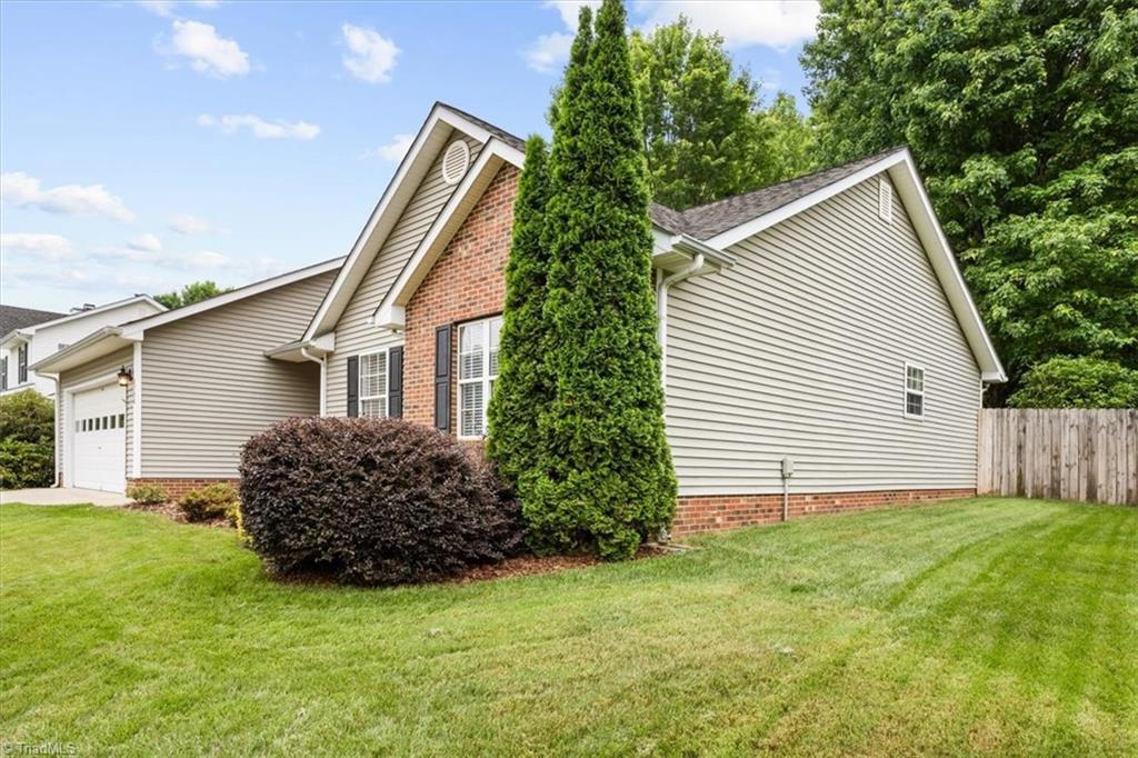 6796 Ironwood Circle, Greensboro, North Carolina image 4