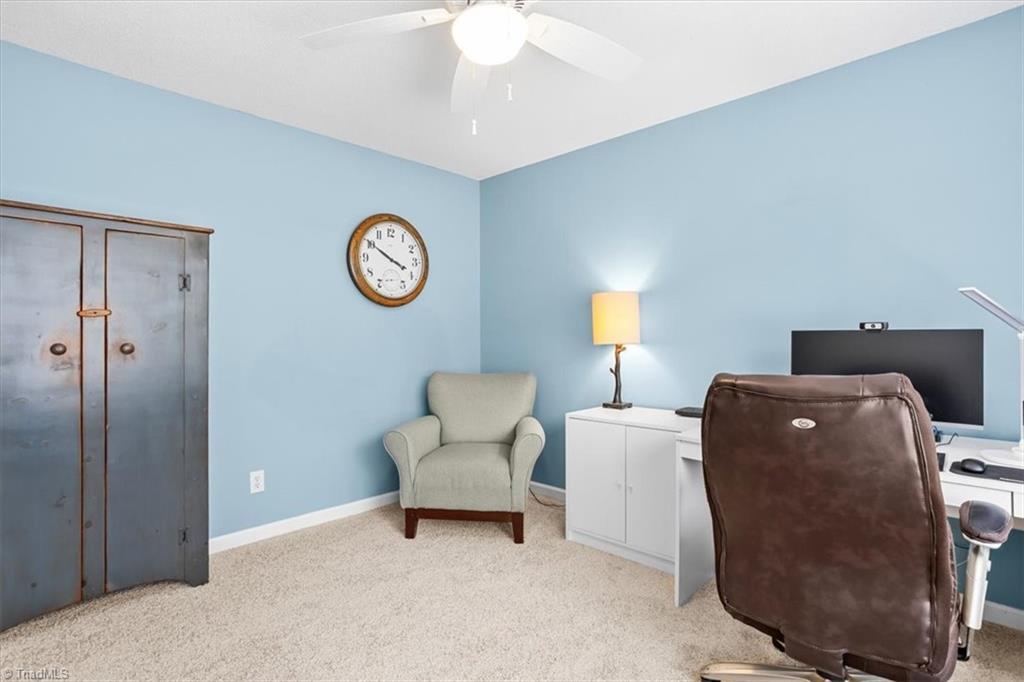 6796 Ironwood Circle, Greensboro, North Carolina image 27