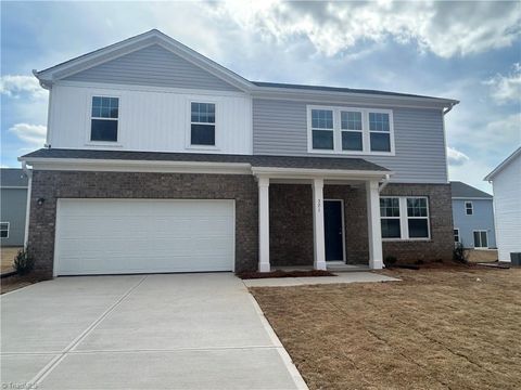 Homes For Sale - 321 Shiloh Way<br/> Alamance County, Mebane, NC 27302