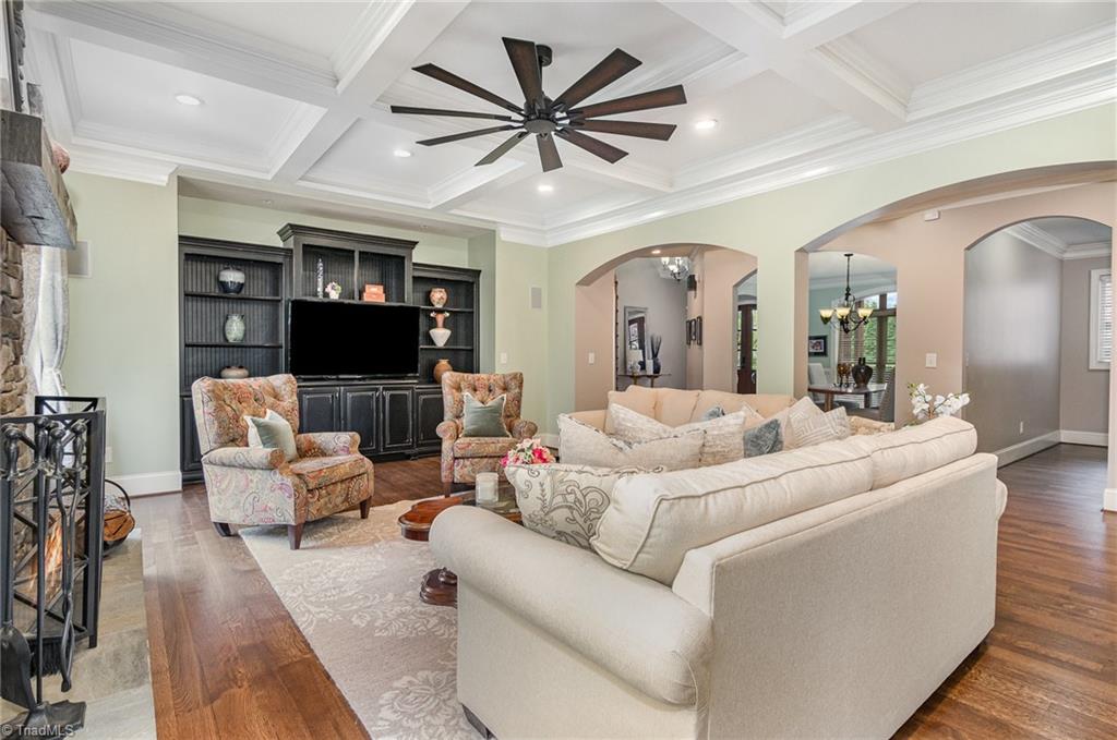 8140 Zinfandel Drive, Kernersville, North Carolina image 3