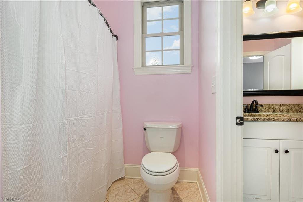 8140 Zinfandel Drive, Kernersville, North Carolina image 25