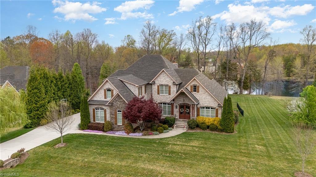 8140 Zinfandel Drive, Kernersville, North Carolina image 1