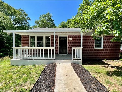 1919 Maryland Avenue Winston-Salem NC 27101