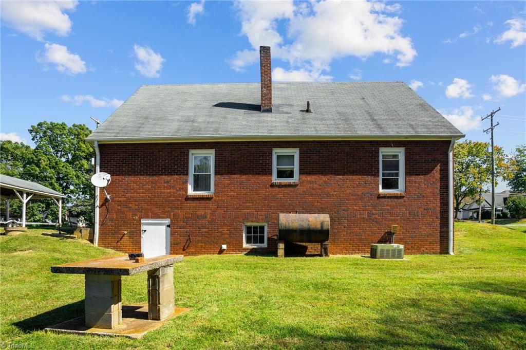 466 Main Street, King, North Carolina image 8