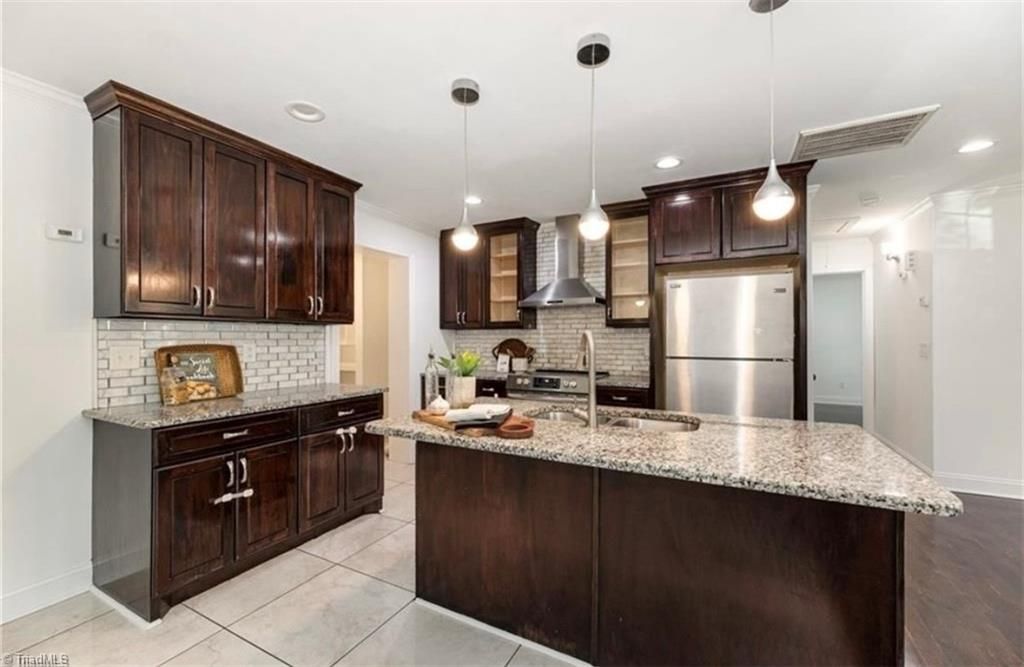 Photo of 1803 Twain Road, Greensboro, NC 27405 (MLS # 1202847)