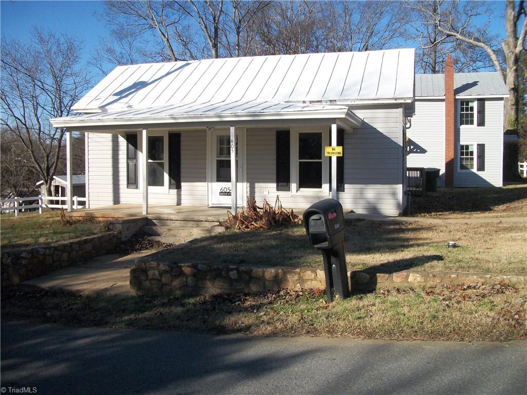 605 Grove Street, Eden, North Carolina image 2