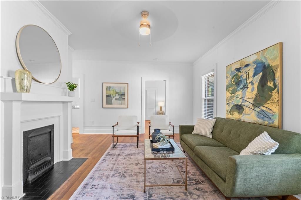 Photo of 1112 W Webb Avenue, Burlington, NC 27217 (MLS # 1203018)