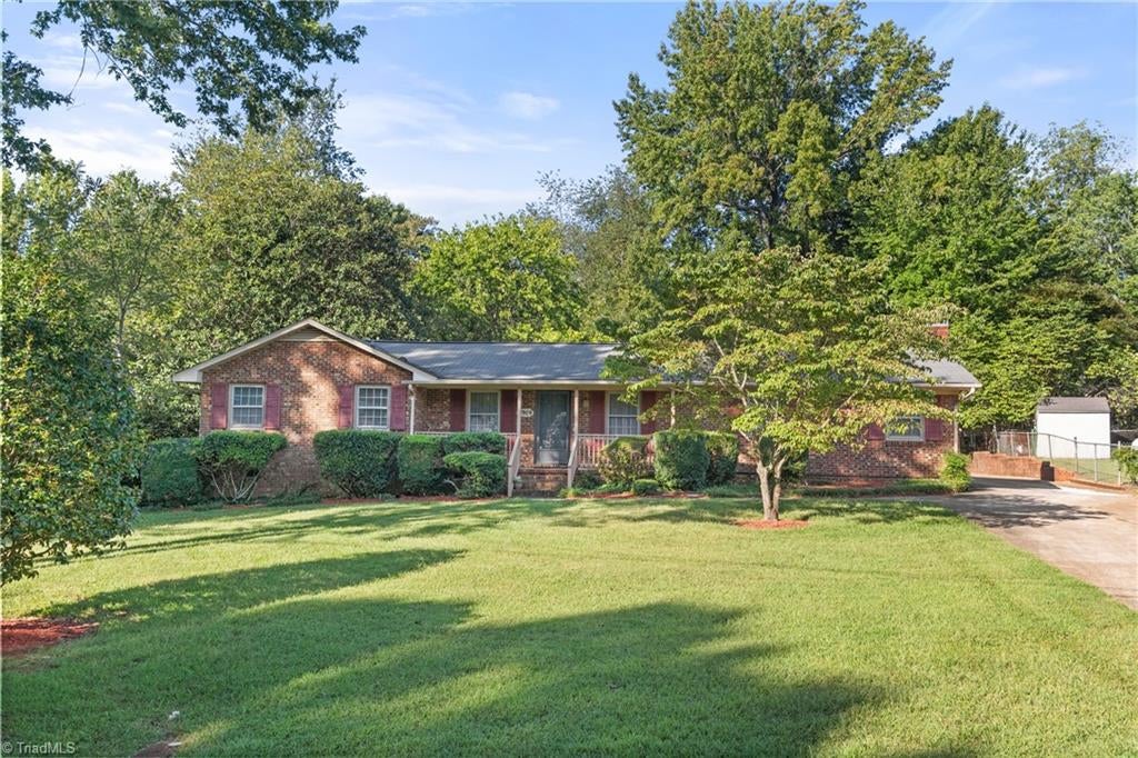 Photo of 2909 Marlborough Road, Burlington, NC 27215 (MLS # 1235522)