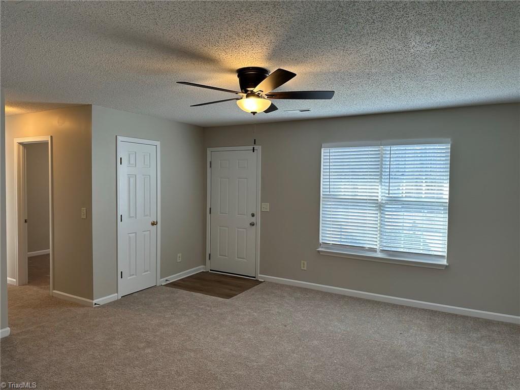Photo 2 of 16 of 4702 Fewell Road house