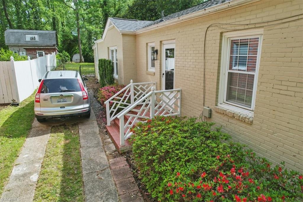 3813 Walker Avenue, Greensboro, North Carolina image 31
