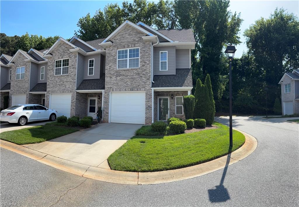 628 Friendway Road, Greensboro, North Carolina image 1