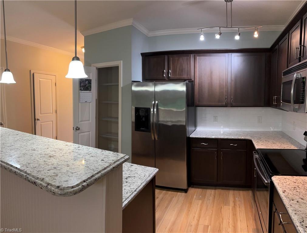 628 Friendway Road, Greensboro, North Carolina image 5