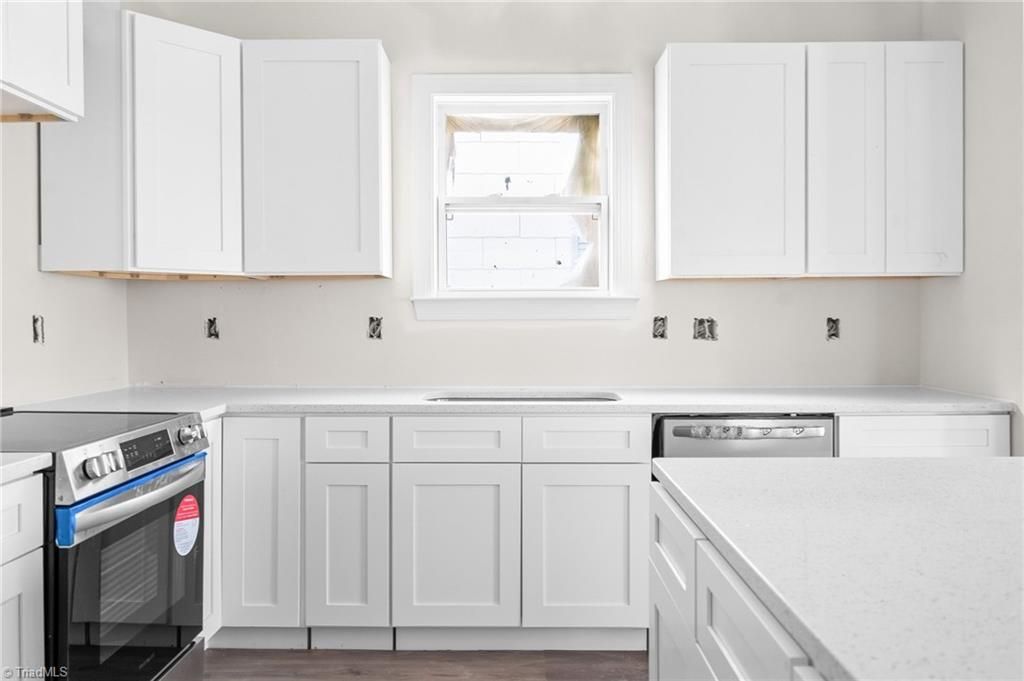 Photo of 1508 Perkins Street, Greensboro, NC 27401 (MLS # 1208195)