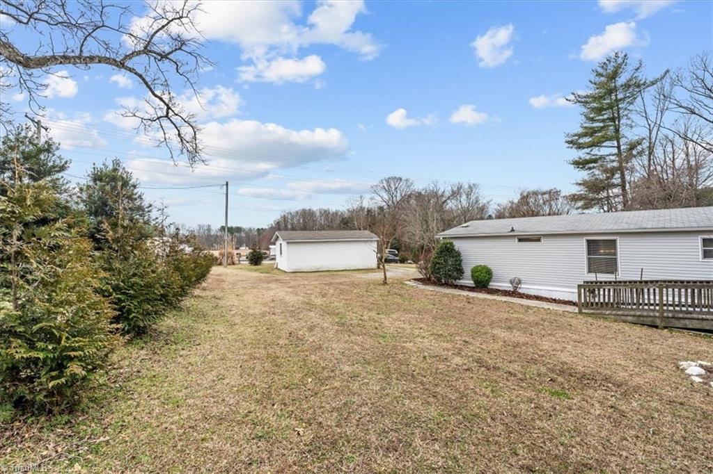 381 Franklin Lane, Clemmons, North Carolina image 24