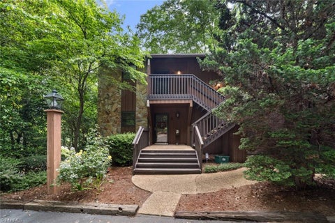 Condo For Sale - 147 Cedar Lake Trail<br/> Winston-Salem, NC 27104
